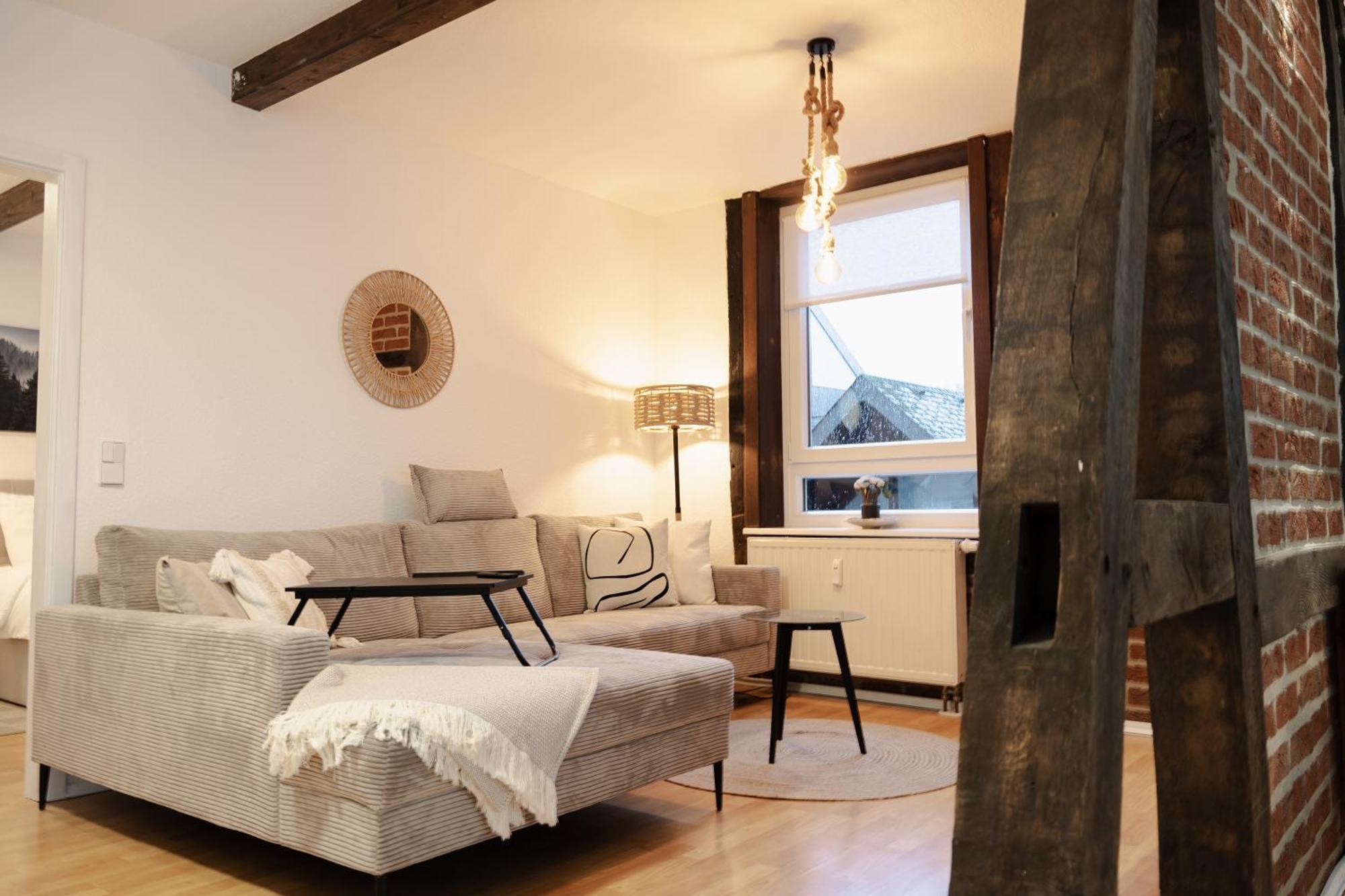 Jasta Homes Altstadt, Zentral, Ueberdachter Parkplatz, Netflix, Vollausstattung, Loft, Modern Und Komfort Хамельн Экстерьер фото